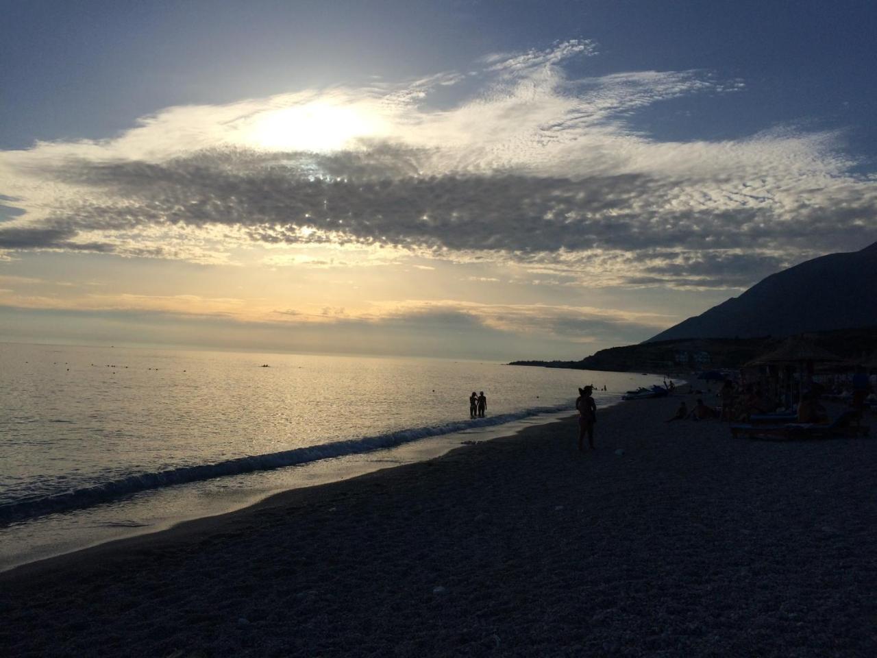 Sea View Hotel Dhërmi 外观 照片